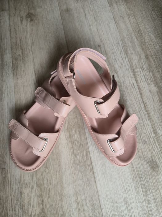 Miraton 40 розмір літні шкіряні сандалі