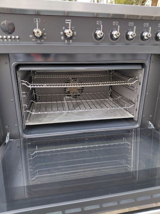 Варочный центр плита Smeg ( spa 42016 )  90см. Индукционная Италия