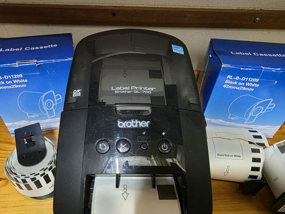 Vendo Impressora Brother QL 700