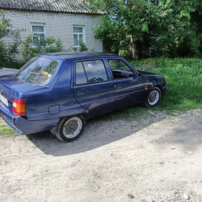 Продам заз Славута 2004 года