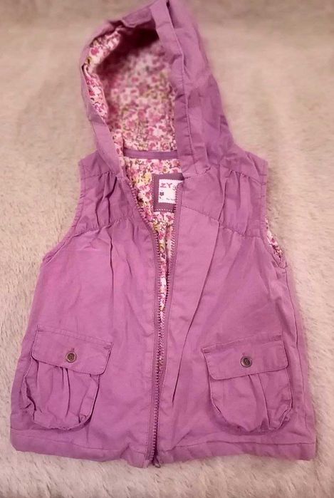 Безрукавка котонова для дівчинки на зріст 95-103 см