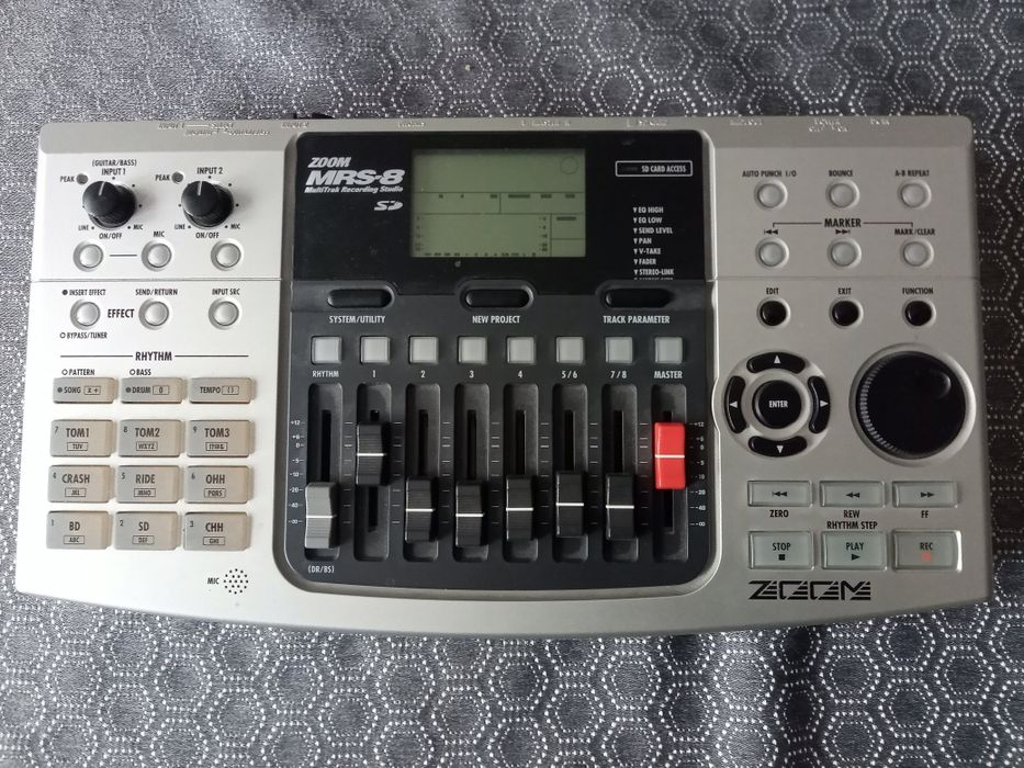 ZOOM MRS-8 Rejestrator