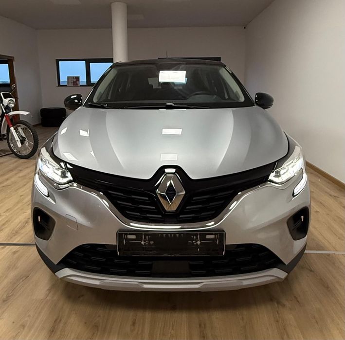 Renault Captur 4/2024, 14500 klms, gasolina, manual, iva dedutivel
