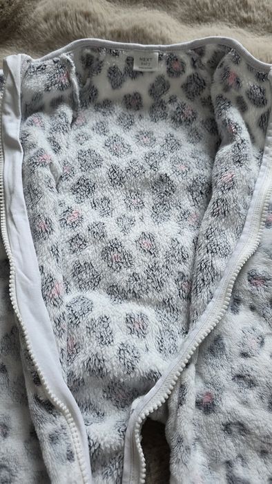 Pajacyk snow Leopard next 68