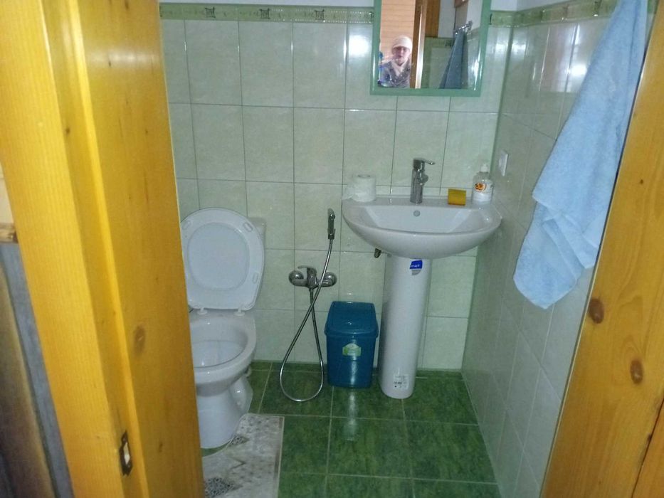 Здам будинок 290м.кв. в Чернівцях в районі Ленківців