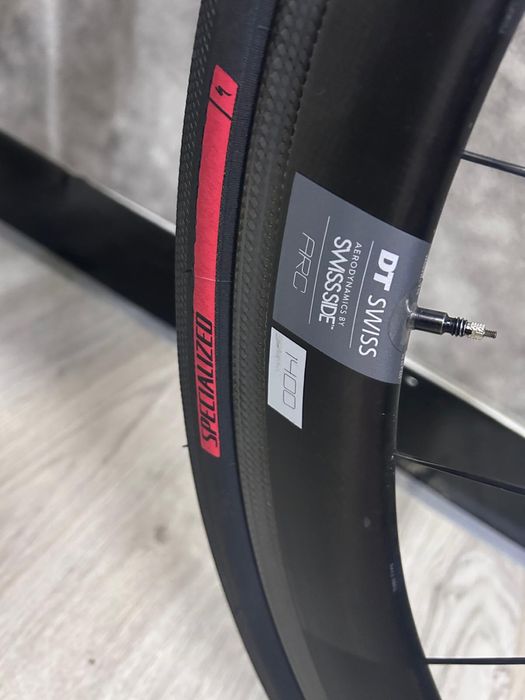 Pinarello Gan dt swiss carbono