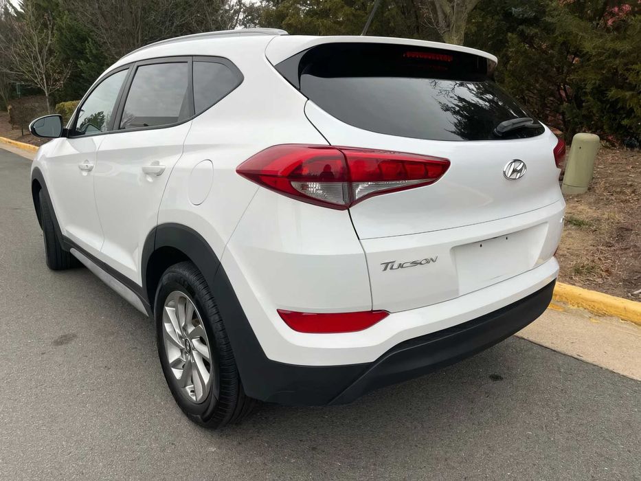 Hyundai Tucson      2017