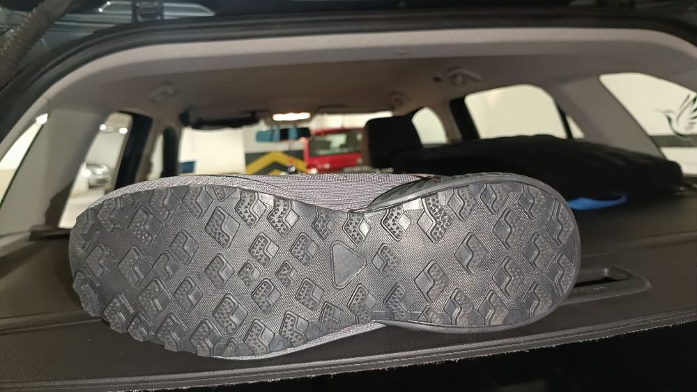 Buty  SPEED  Keep  V RUNNING sportowe