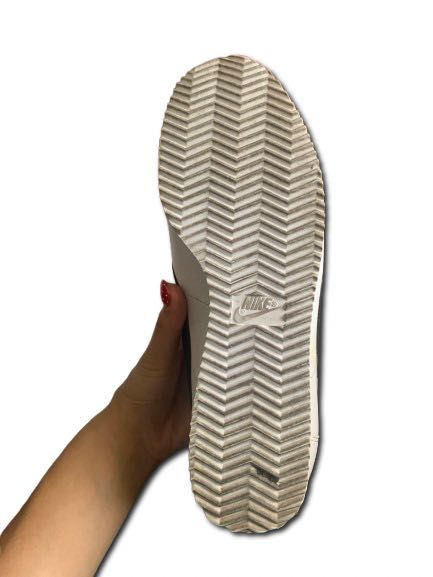 Sapatilhas Nike em bom estado