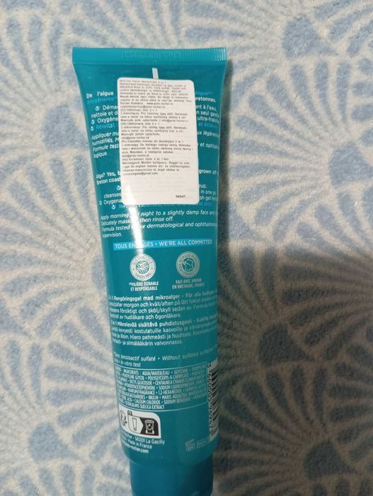 Yves Rocher żel oczyszczający do twarzy