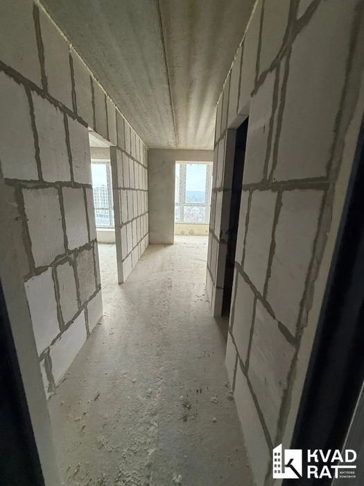 Готова до ремонту 1км квартира !17 секція !Княгинин