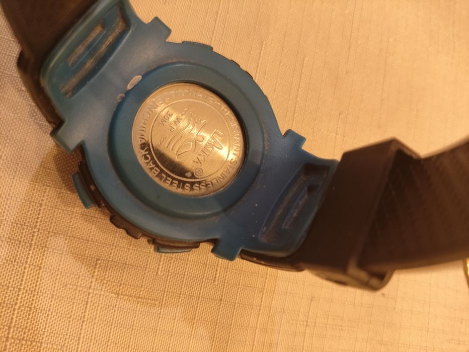 Zegarek dziecięcy elektroniczny Lasica  W-F 48