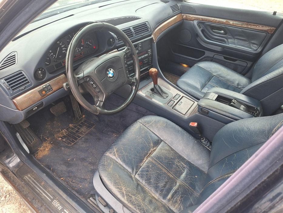 BMW 740i e38 na części