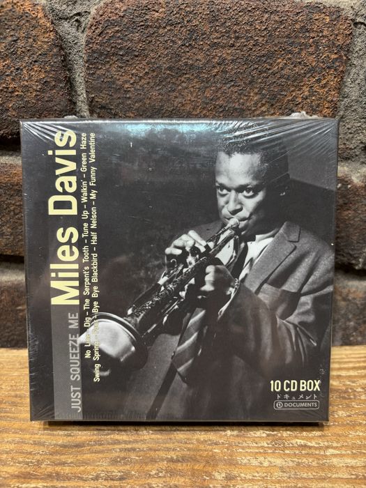 Płyta CD. Miles Davis - Just Squeeze Me