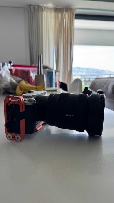 Sony A7C APENAS CORPO (sem lente) prateado full-frame, como nova