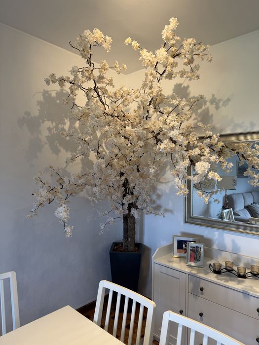 Árvore artificial com vaso