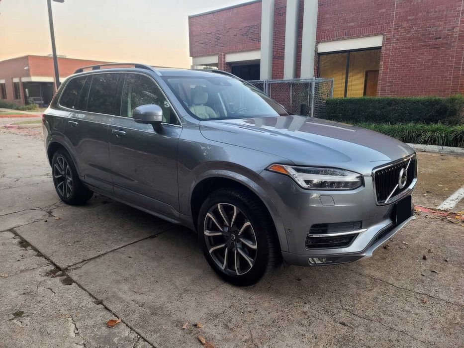 Volvo XC90 T6 Momentum      2017