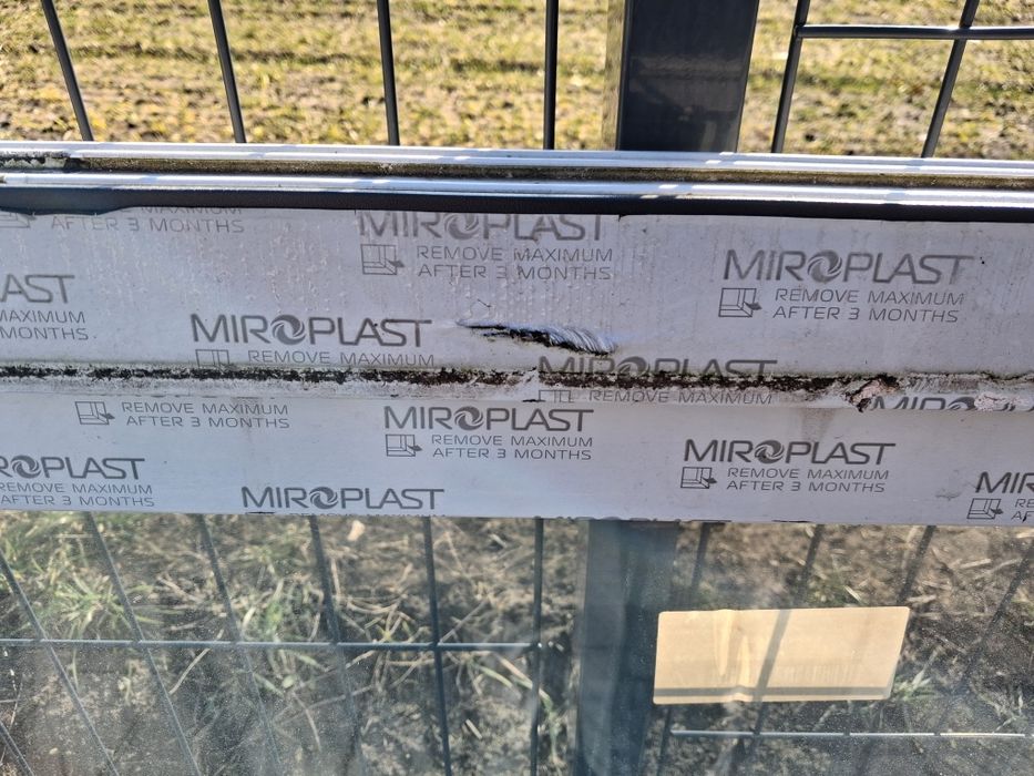 Okno z ramą 3 szybowe 3 szyby