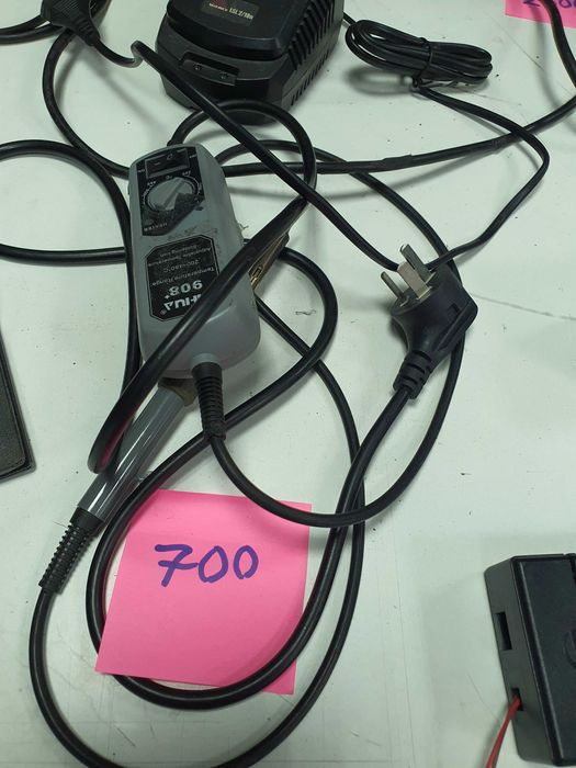 Станции для комплектующих,