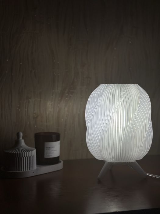 Дизайнерська приліжкова лампа | LED | 3D-друк | 220В