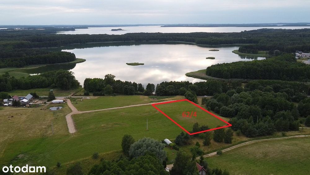 Działka budowlana na wzgórzu z widokiem na jezioro Dgał Wielki