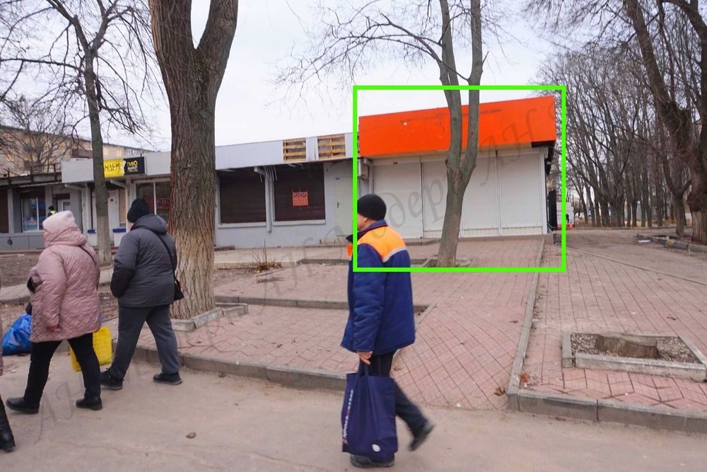 Магазин у центральному місці на Жуковському Харків оренда