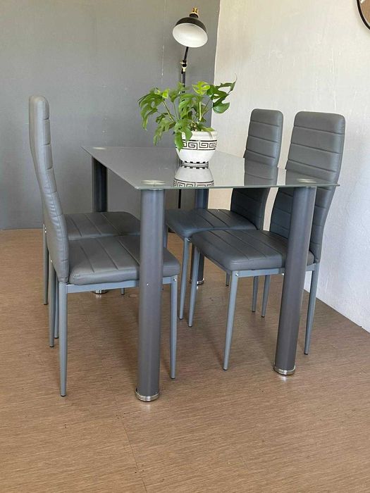 MUITO BARATO Mesa de jantar + 4 cadeiras Envio gratis