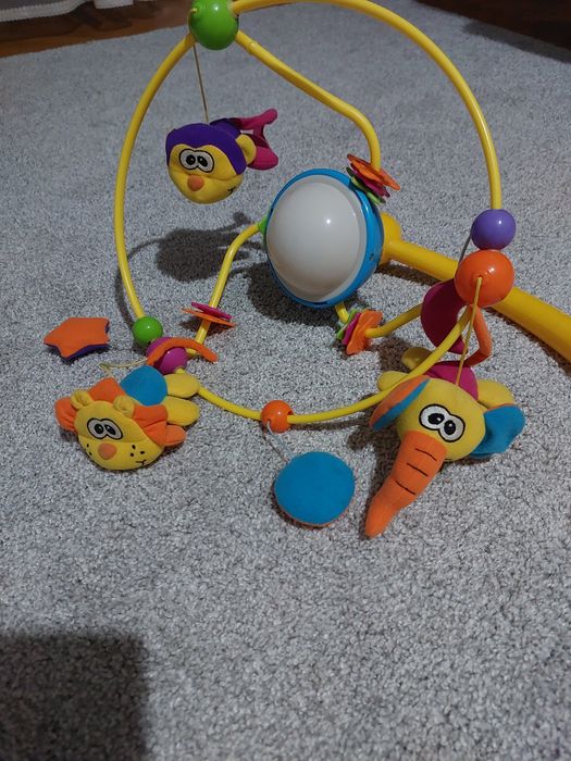 Дитячий мобіль на ліжечко