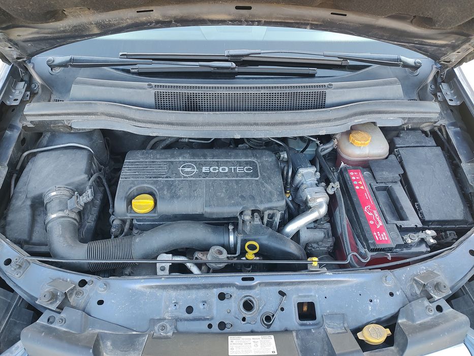 Opel Zafira 1.7 дизель 7 мест