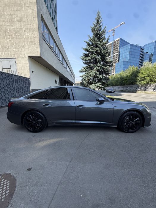 Продам  власний Audi A6