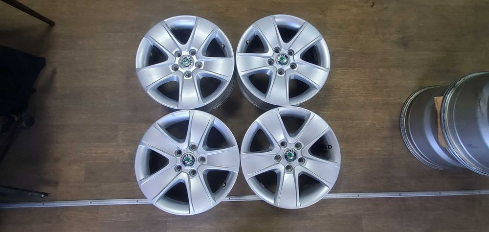 Диски 5 112 R16 Skoda Oktavia A5 VWAG 6,5J  ET50 Чехія Оригінал