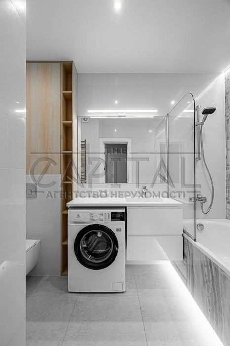 Перша здача! Чотирикімнатна на Подолі Закритий ЖК 044 Кирилівська 37