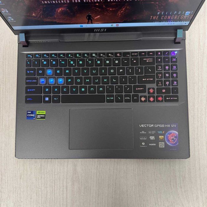 MSI Vector GP68 HX 12VH 144Hz i9-12900HX 16GB 1TB RTX 4080