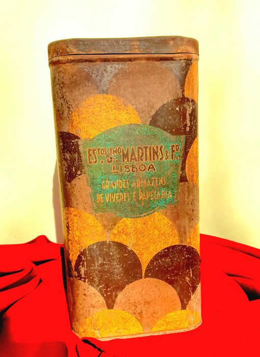 Lata grande Jeronimos e Martins arte nova