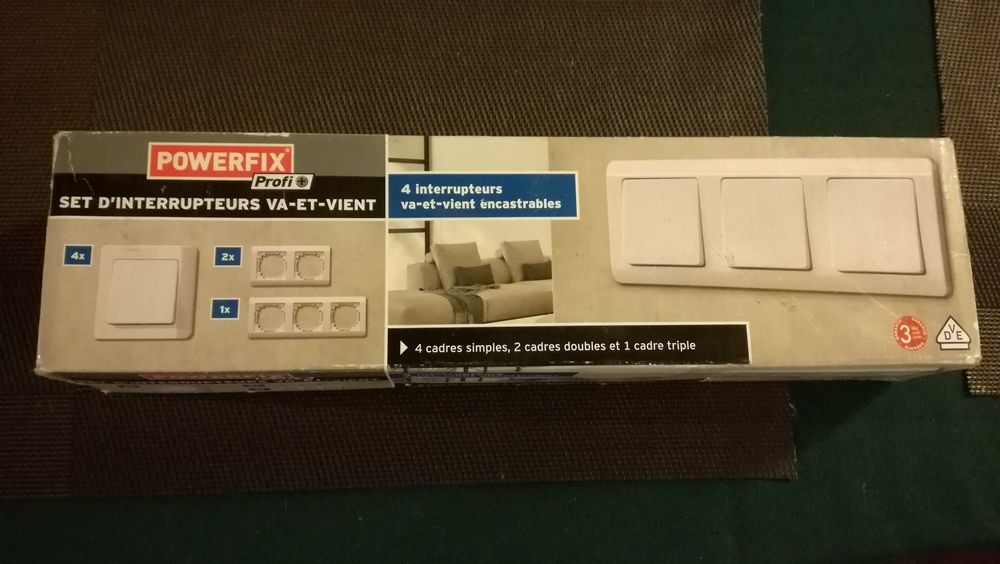 Włącznik podtynkowy potrójny, podwójny Powerfix NOWY