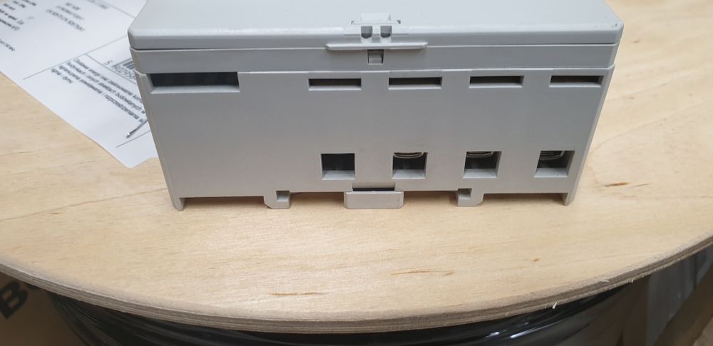 Licznik podlicznik SCHRACK 3 fazowy bezpośredni