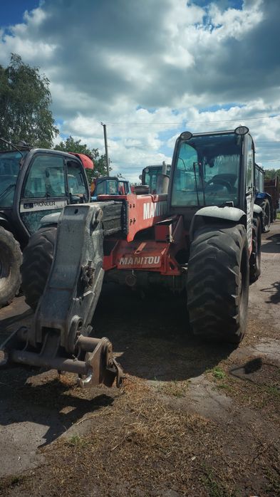 Навантажувач телескопічний MANITOU