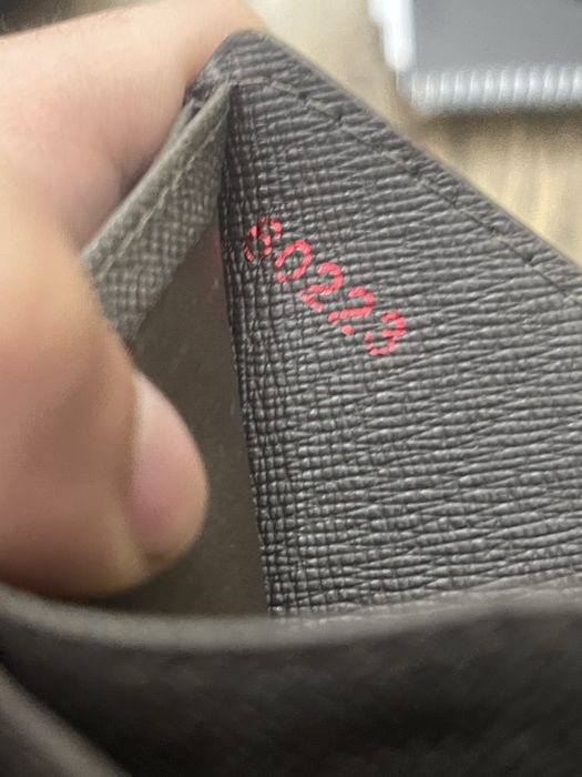 Carteira Gucci GG Supreme com Estampa de Cobra –m