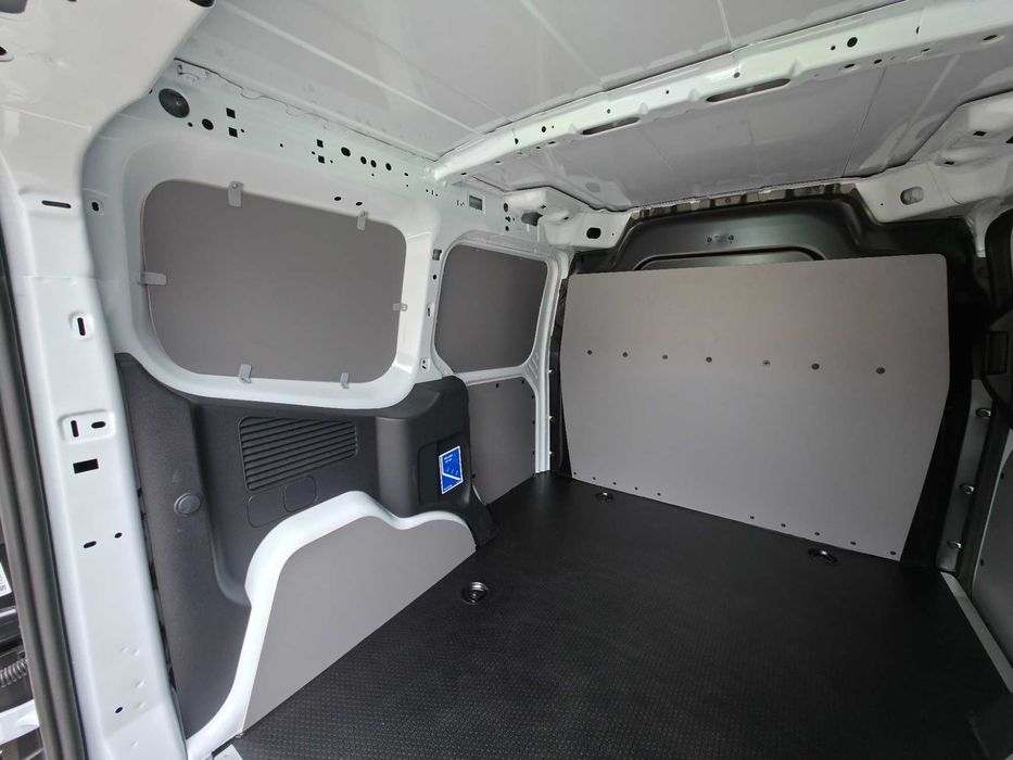 Zabudowa busa ze sklejki Ford Transit Courier Connect Custom Van