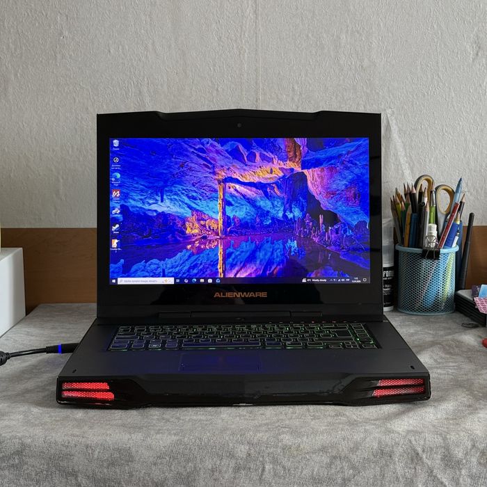 Ігровий ноутбук Nvidia + i5 + SSD