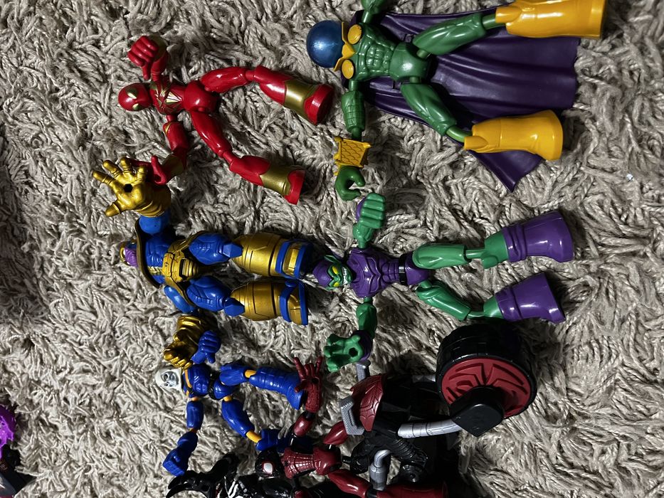 Фігурки marvel ds
