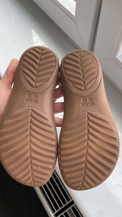 Crocs sandały serena embellish W6 36/37