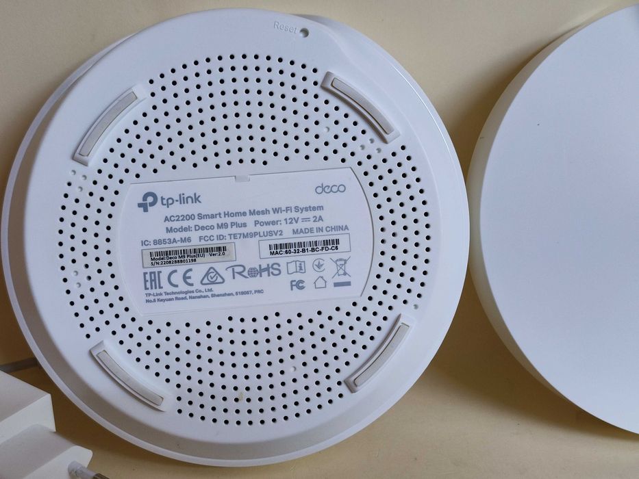 2x TP-Link Deco M9 Plus AC2200 Mesh Wi-Fi