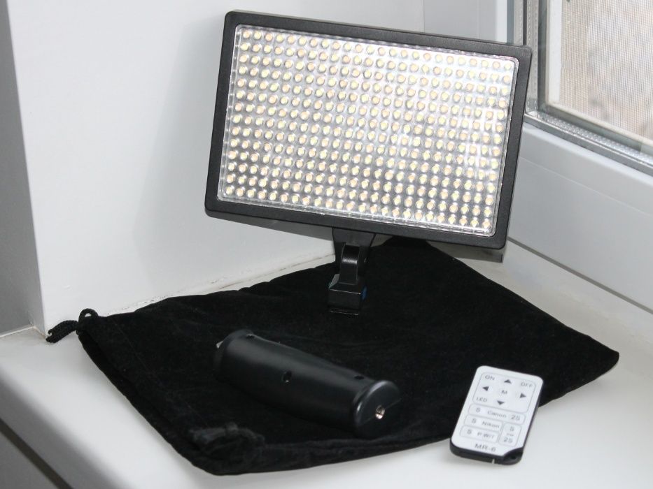 Накамерный свет Professional Video Light LED-336A