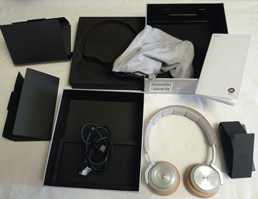 Премиальные Bluetooth-наушники B&O BeoPlay H8