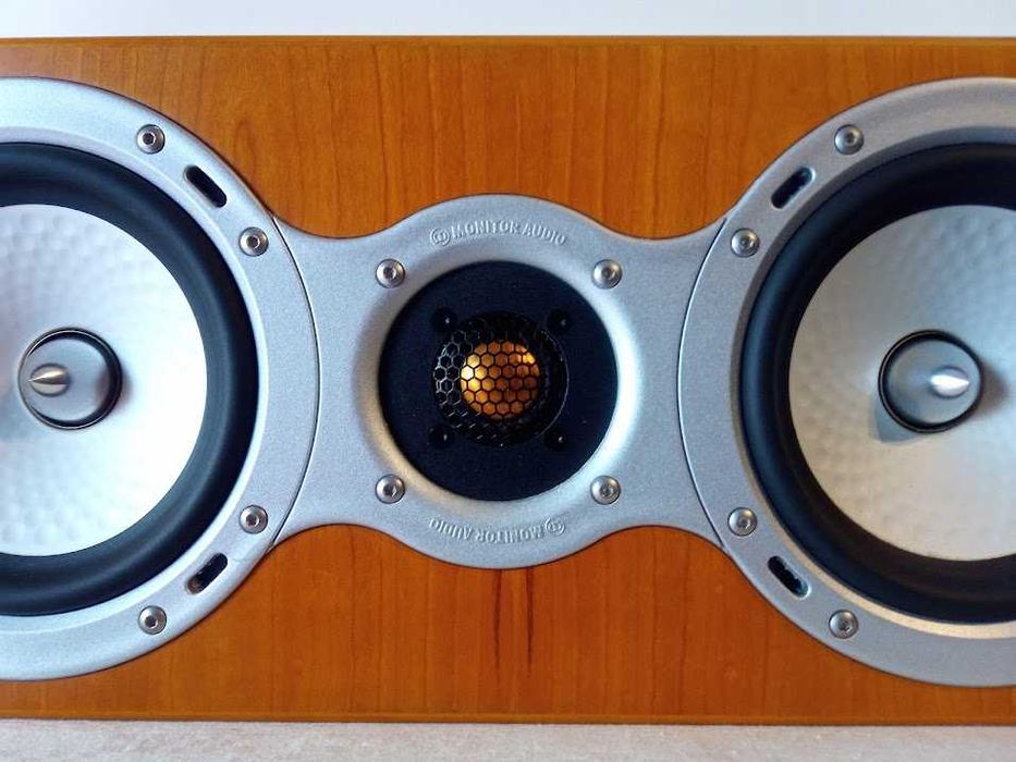 Coluna Monitor Audio Central GS LCR