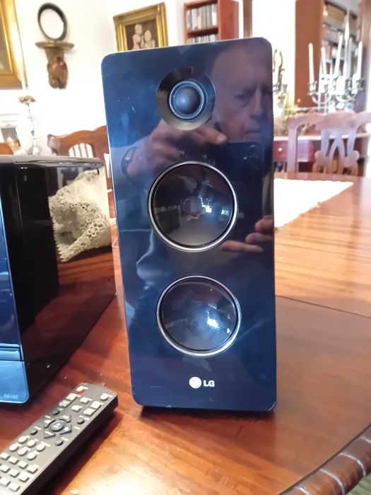 Micro Sistema Hi-Fi LG em óptimo estado