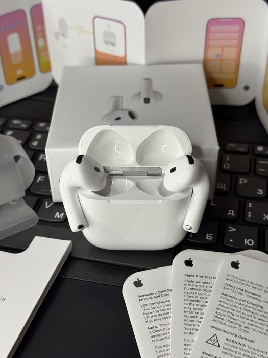 Навушники Apple AirPods 4 (ANC) Активне шумоподавлення, адаптивний режим