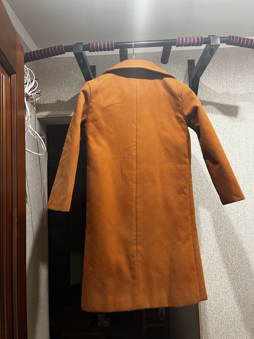 Пальто жіноче