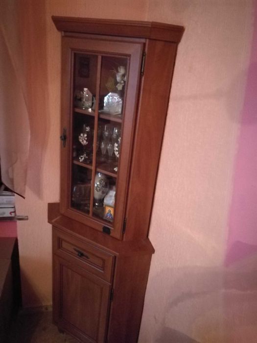 Шафа верх і низ відєднуються